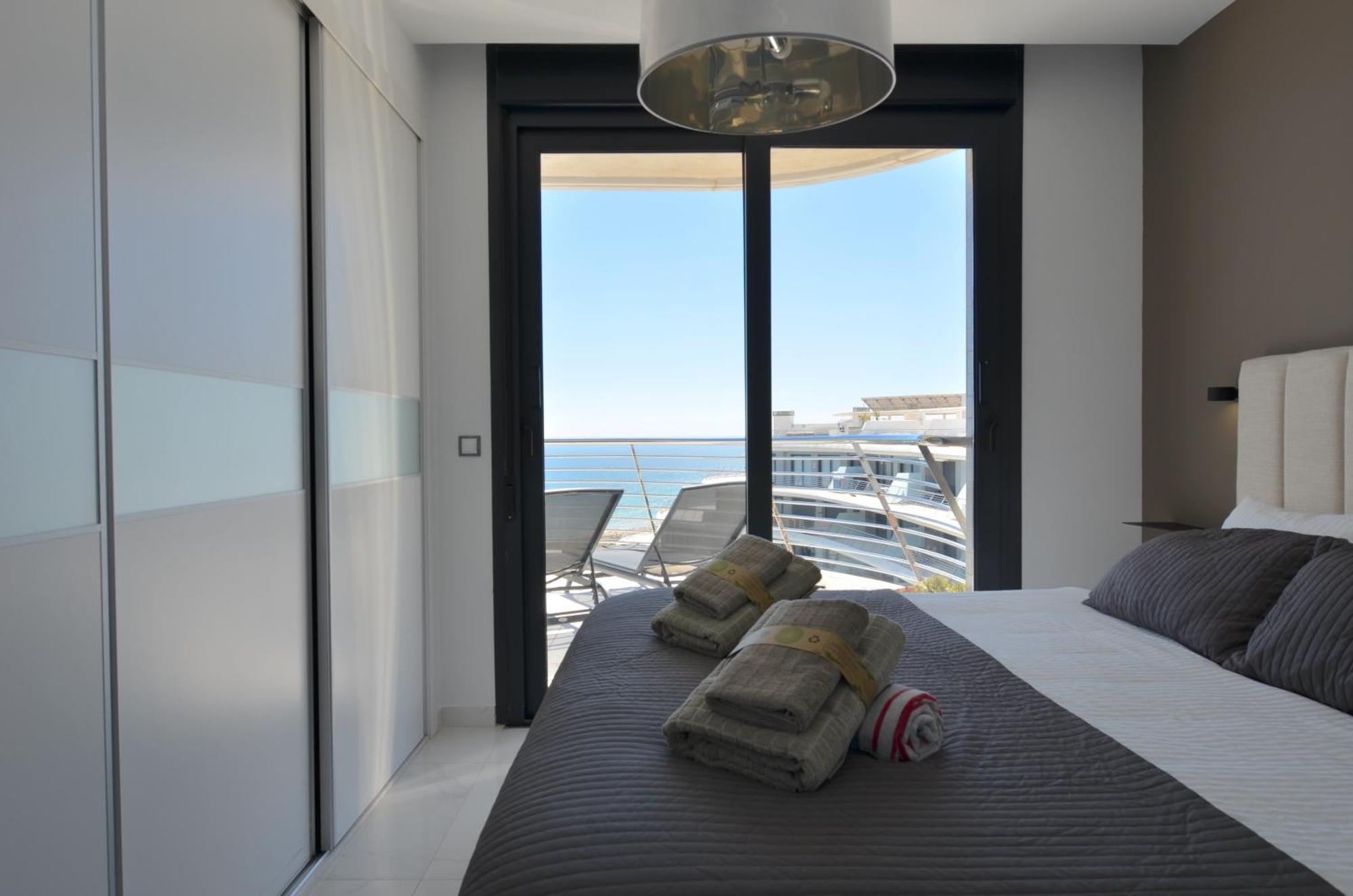 Infinity View Penthouses By Nras Arenales del Sol Camera foto